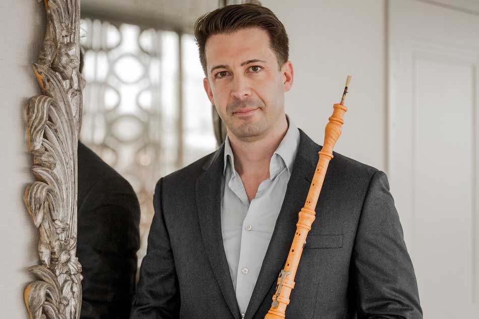 Dan Bates oboist