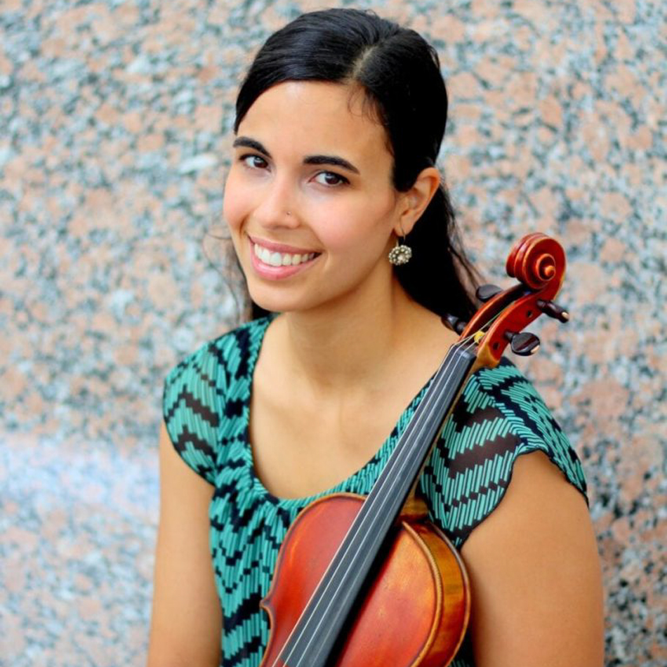 Melanie Riordan headshot with violin